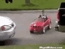 parkir-anak-kecil.gif