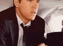 50A13362-4659-4994-9645-596AC17314D9.gif