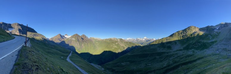 4 Nufenenpass.jpg