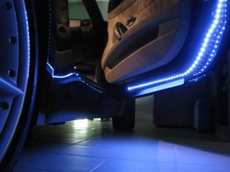 LED Einstiegsleuchten.jpg