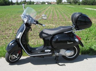 Erste Vespa Ausfahrt 014.jpg