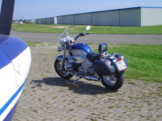 AirKlaus_BMW Montauk.JPG