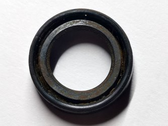 Wellendichtring_Wassereintrittseite_1.jpg