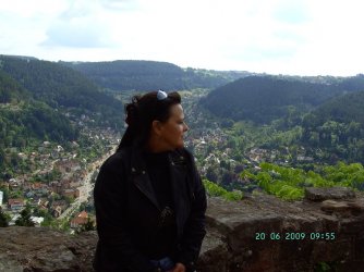 Königin von und zu Schramberg.jpg