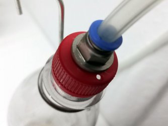 flasche_bremsfluessigkeit02.jpg