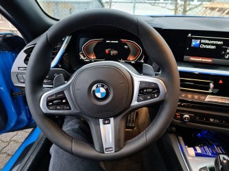 Z4-Lenkrad-premium-Nappa.jpg Z4-Lenkrad-premium-Nappa.jpg