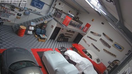 Galerie links - 2-15-2023, 1.02.46pm.jpg