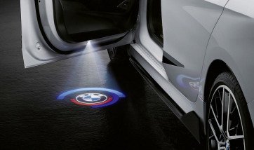 bmw-m-performance-logos-fuer-led-tuerprojektoren-63312469631-1.jpg