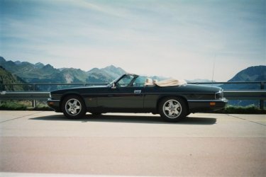 imm027_28.jpg