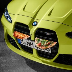 24973579-die-niere-diverser-neuer-bmw-modelle-polarisiert-im-bild-das-sportliche-m4-competitio...jpg