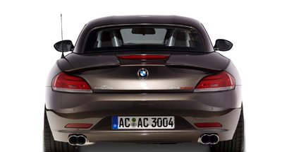 E89_rear_closed_rear_spoiler_rear_silencer_Racing_tailtrims_300-small.jpg