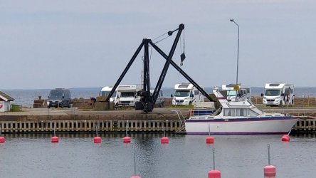 STPL_Löttorp_Hafenmole_01.jpg