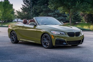 Inozetek Supergloss Army Green 2.jpg