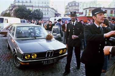 jacques-mesrine-a-ete-abattu-par-la-police-alors-qu-il-etait-au-volant-de-sa-bmw-528i-photo-dr...jpg jacques-mesrine-a-ete-abattu-par-la-police-alors-qu-il-etait-au-volant-de-sa-bmw-528i-photo-dr...jpg