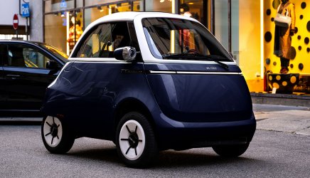 Microlino-Pioneer-Series-Atlantis-Blue-2022.jpg