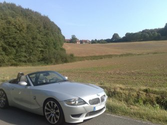 Z4 von schräg vorne gerade felge.jpg