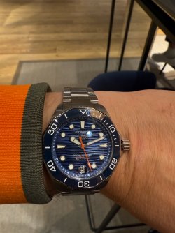 Aquaracer Prof. 300 Date.JPG
