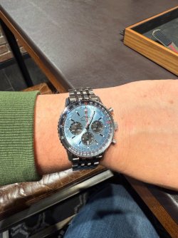 Navitimer B01 Chronograph 43mm.JPG