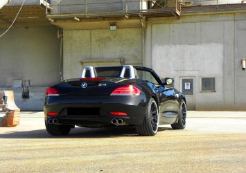 Showroom 01 .jpg