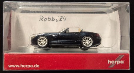 BMW_Z4_E89_RobbiZ4.jpg