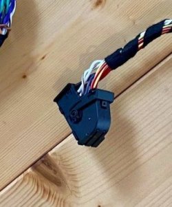 H_K 10 Kabel.jpg