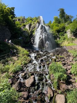 Wasserfall.jpg