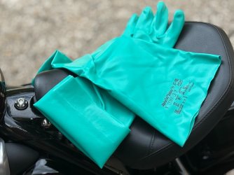 handschuh.jpg