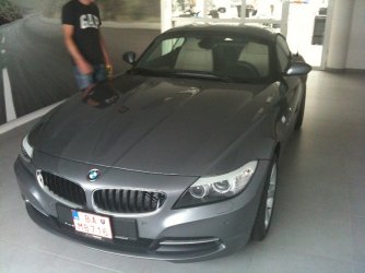 bmwz4 002.jpg