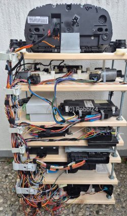 20251201_E89-Bench-2_cpr.jpg 20251201_E89-Bench-2_cpr.jpg