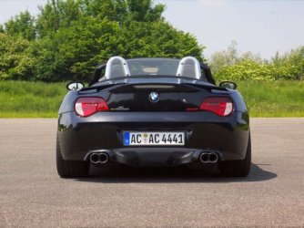 2007-ac-schnitzer-bmw-z4-m-roadster-rear-view-588x441.jpg