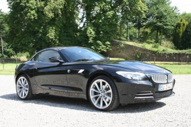 Z4_sDrive23i.jpg