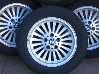 Felgen 2.jpg Felgen 2.jpg