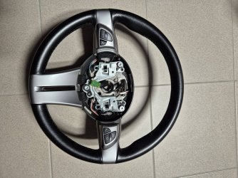 Lenkrad 4.jpg Lenkrad 4.jpg