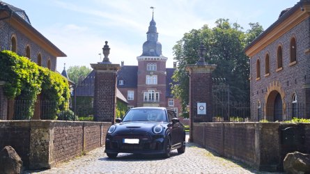 Mini JCW.jpg Mini JCW.jpg