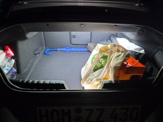 Kofferraumlicht.jpeg Kofferraumlicht.jpeg