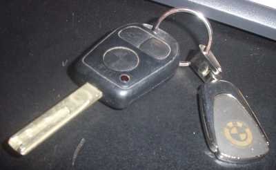 bmw-key.jpg bmw-key.jpg