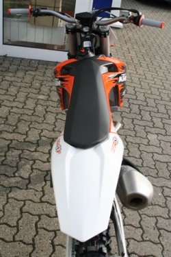 KTM 014.jpg