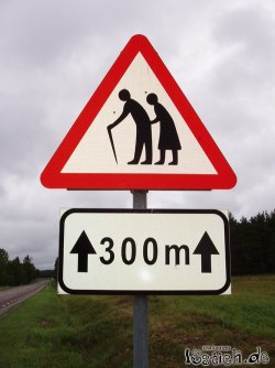 16730-achtung-senioren.jpg 16730-achtung-senioren.jpg