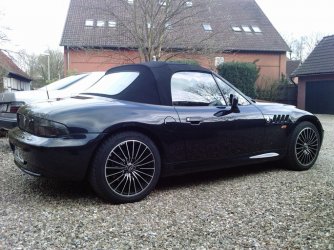 Seite_rechts.jpg Seite_rechts.jpg