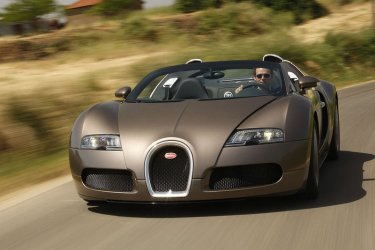 Bugatti-Veyron-Front.jpg