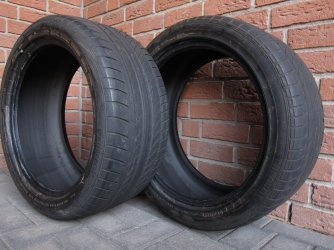 Hinterreifen klein.jpg Hinterreifen klein.jpg