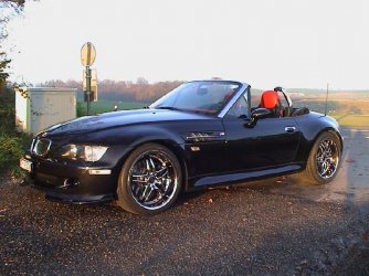 MZ3 neue Felgen vorne.jpg