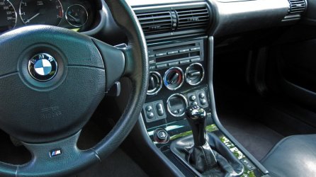 Cockpit.jpg