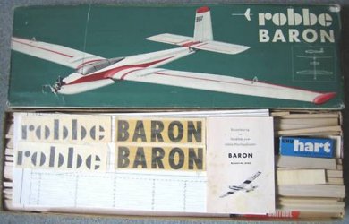robbe-baron1.jpg