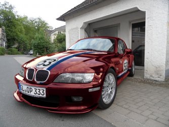 bmwz3rot.jpg