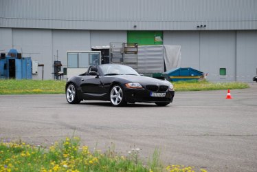 Airfield Neuhausen (11).JPG