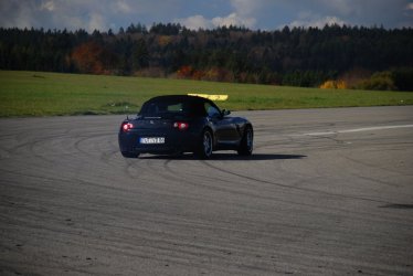 Airfield Neuhausen (16).JPG