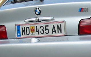 Kennzeichenhalter mit K.jpg
