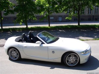Z4_right (2).jpg