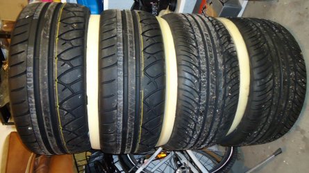 225 KU36 245 KU31.jpg